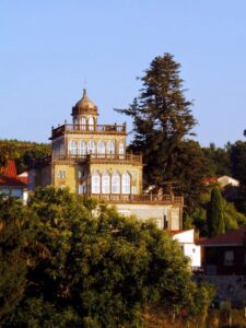 Patrimonio da Galicia Central: FORCAREI monacal, musical e sideral